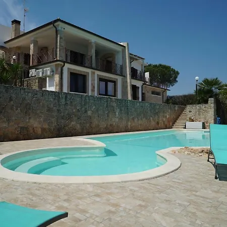 Masseria Le Terrazze Di Alloggio per agriturismo Serranova