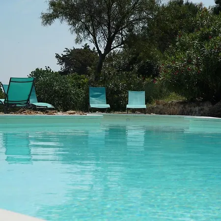 Masseria Le Terrazze Di * Serranova