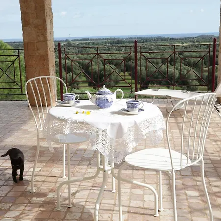 Masseria Le Terrazze Di Séjour à la ferme *